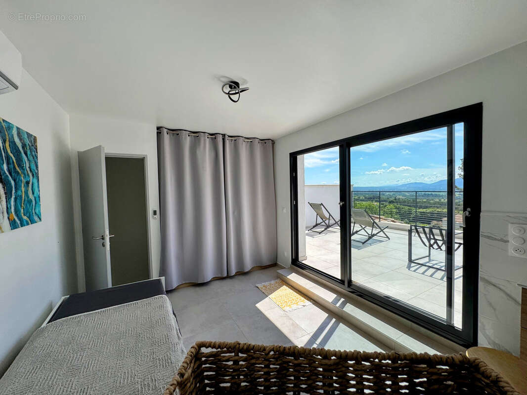 Maison à PUYLOUBIER