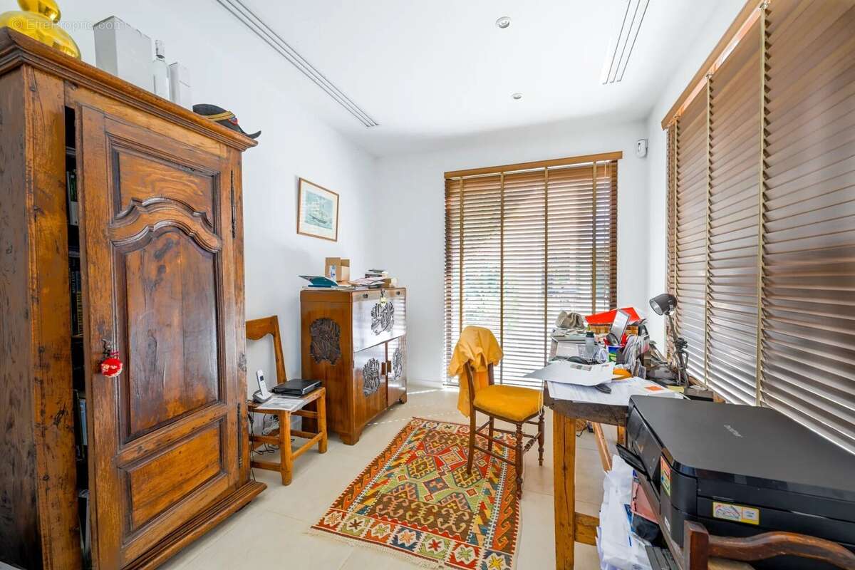 Maison à MOUGINS