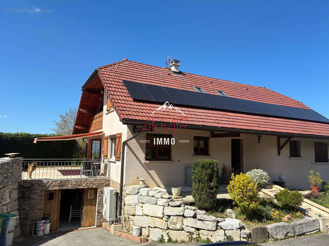 Maison t6 - 74160 archamps - vue degagée - photo 3