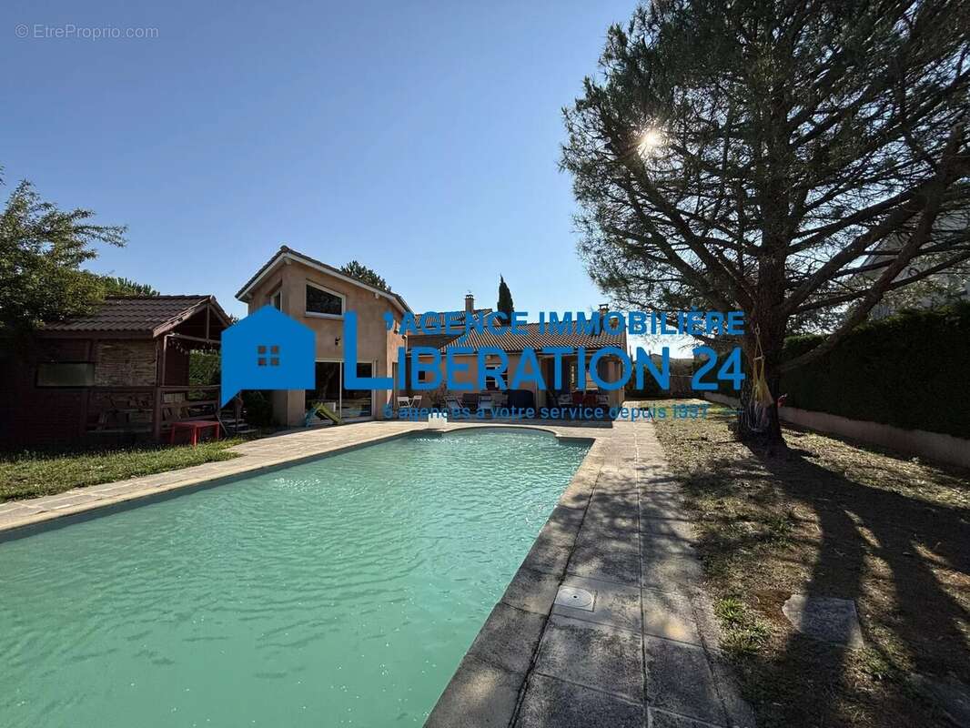 Maison familiale de 190 m² avec piscine, beaux volumes et cadre privilégié - photo 18