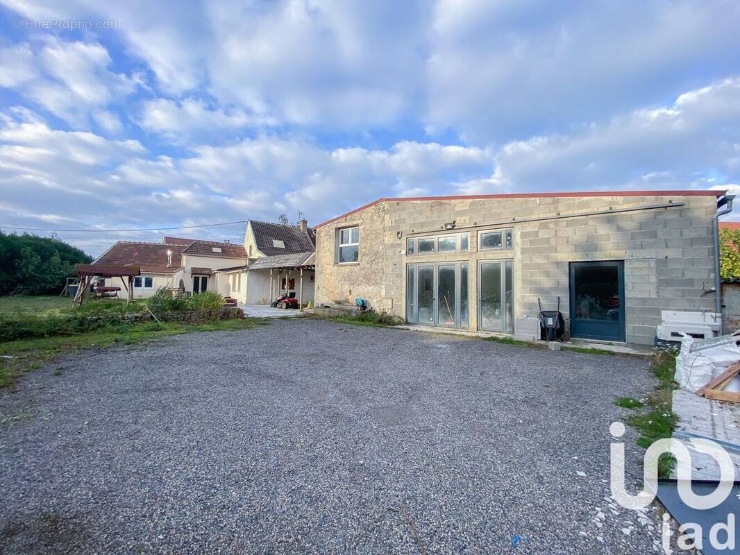 Photo 1 - Maison à CHEZY-SUR-MARNE