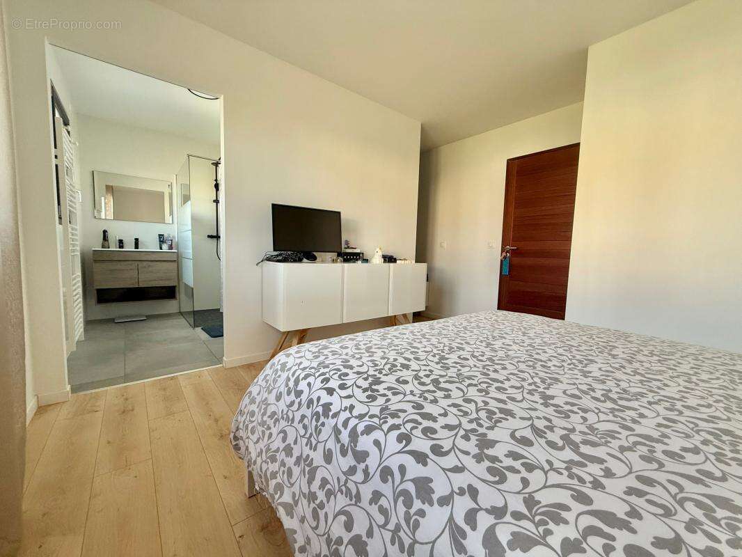 Maison à ROUVRES-EN-PLAINE