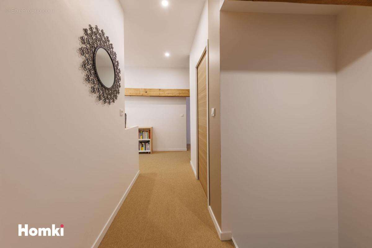 Maison/Villa T5 de 155 m2 à Peschadoires 63920 - photo 18