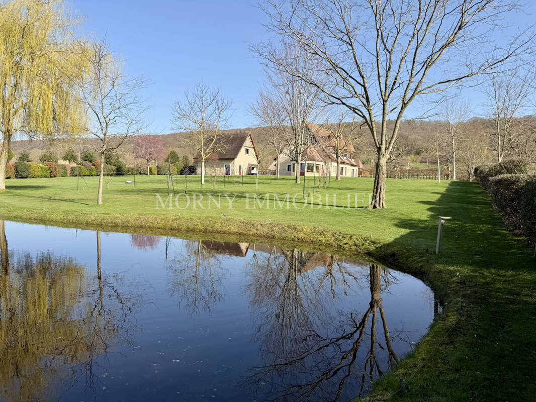 Maison à SAINTE-OPPORTUNE-LA-MARE