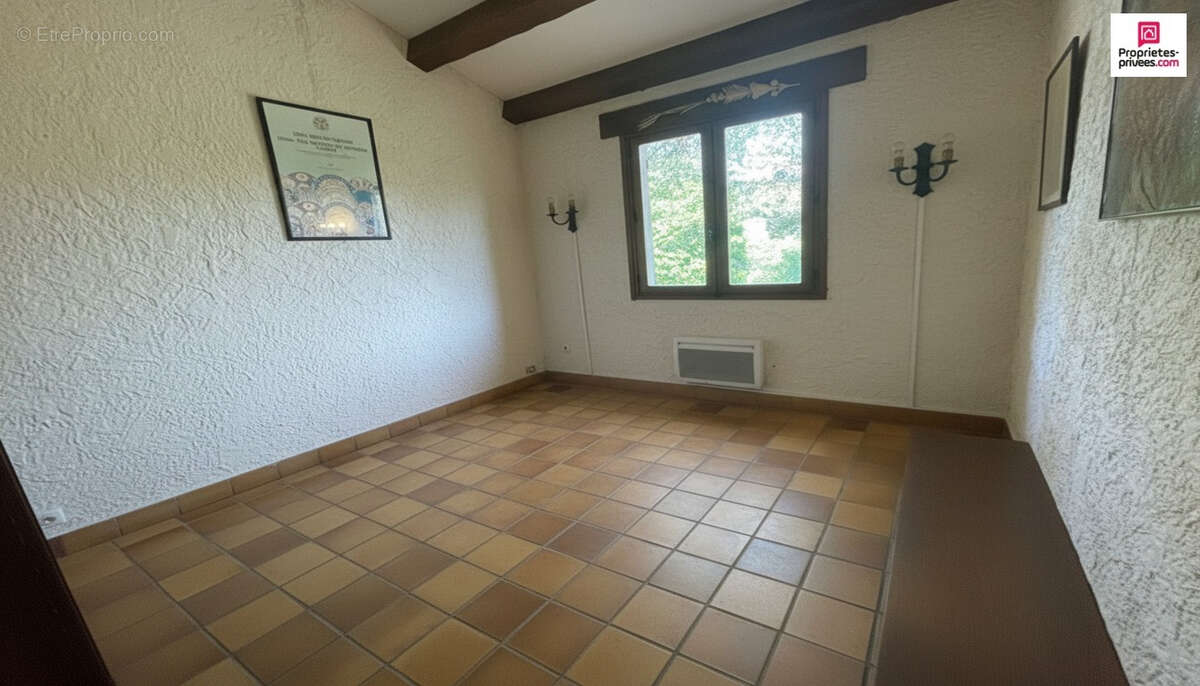 Maison à ESPARRON-DE-VERDON