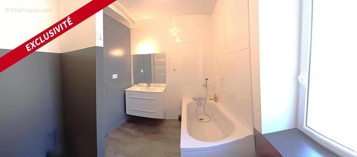 Maison à LE VIVIER-SUR-MER