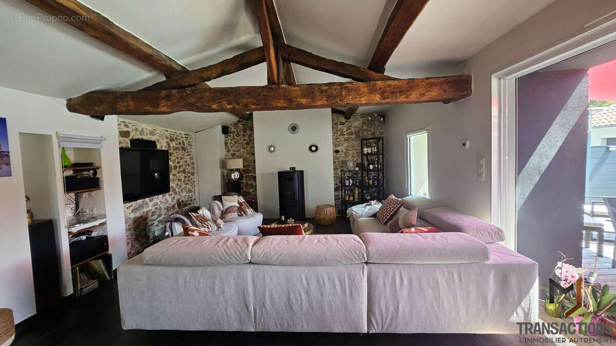 Photo 4 - Maison à ROUANS