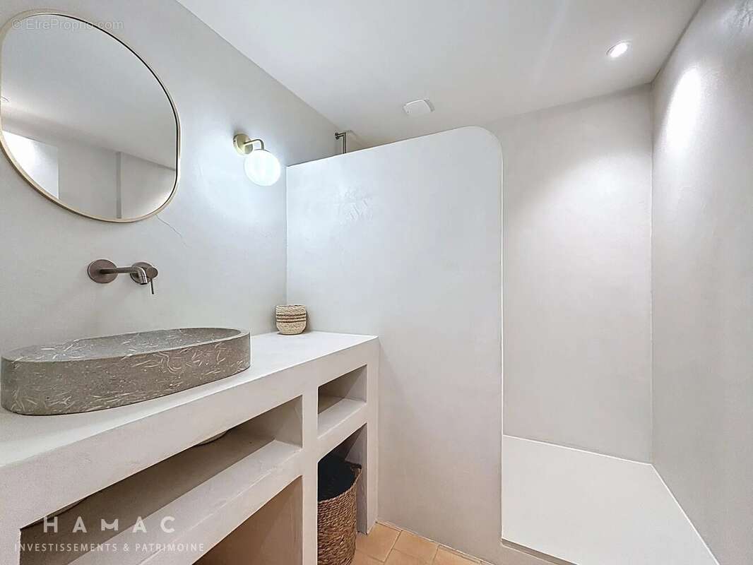 Maison à SAINTE-FOY-LES-LYON