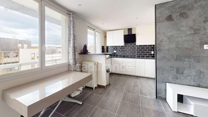 Appartement à RIS-ORANGIS