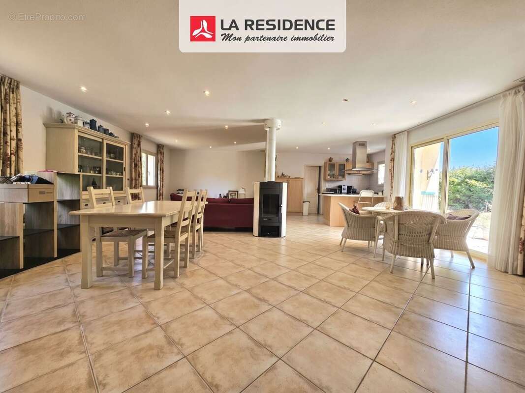 Maison 143 m² à Revel  - photo 2