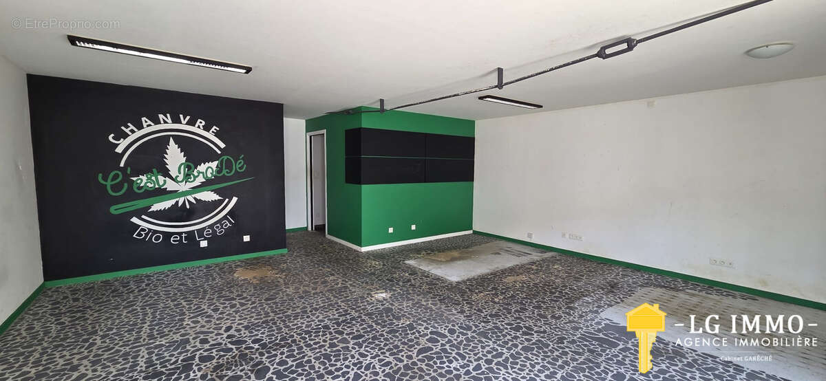 Appartement t3 + local commercial, centre bourg de mortagne - photo 14