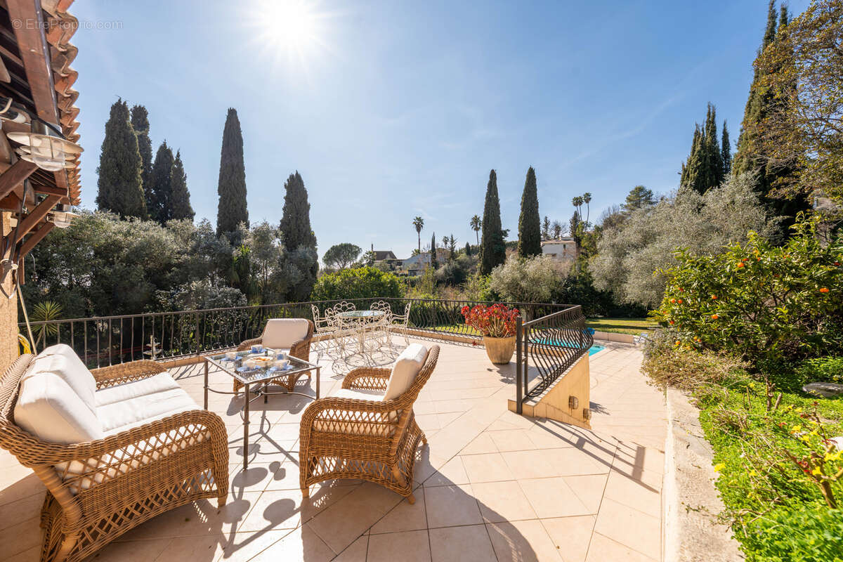 Maison à LA COLLE-SUR-LOUP