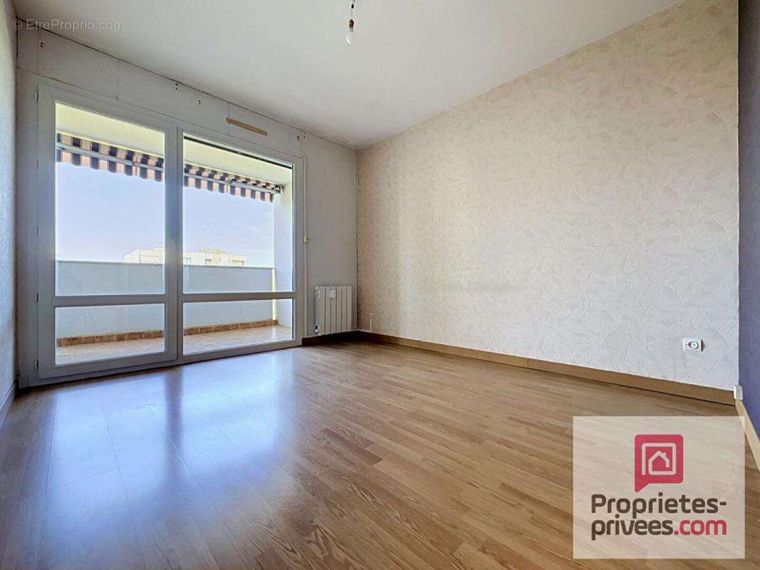 Appartement à CHEVIGNY-SAINT-SAUVEUR