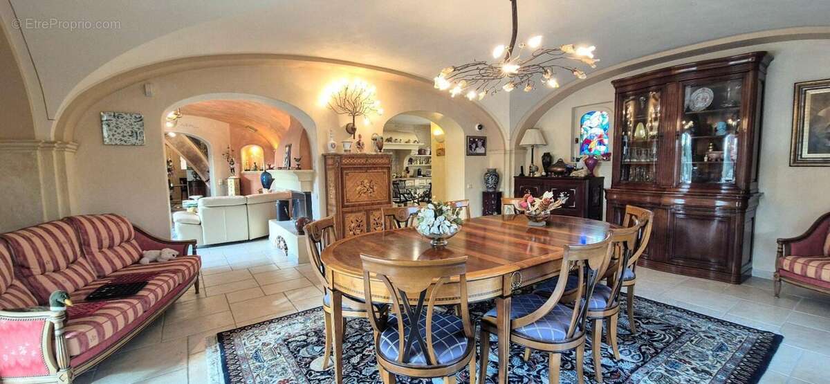 Maison à SAINT-CYPRIEN