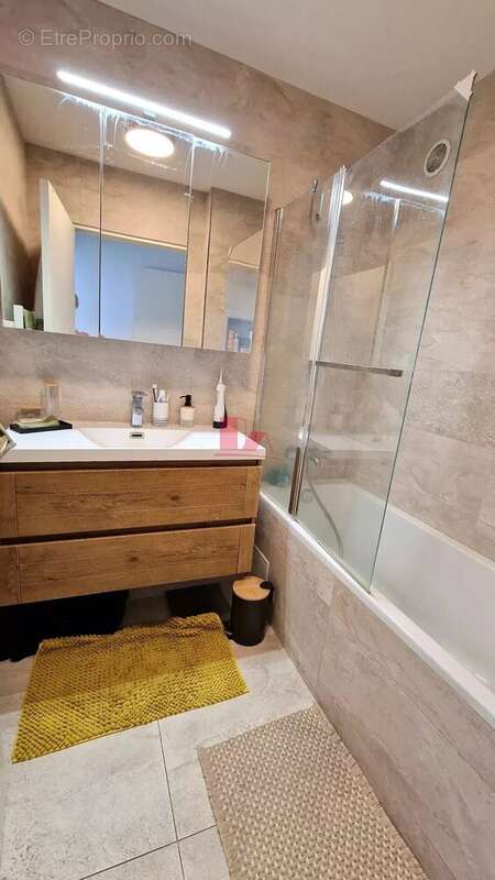 Appartement à CHATILLON
