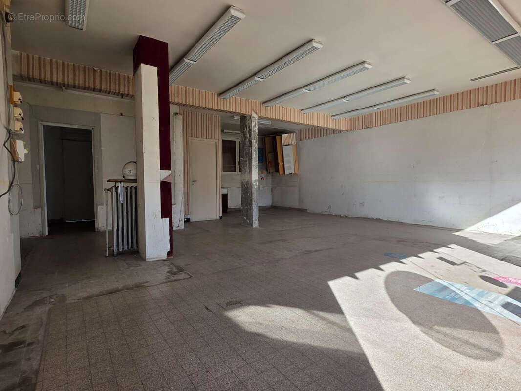 Commerce à SAINT-GERMAIN-EN-LAYE