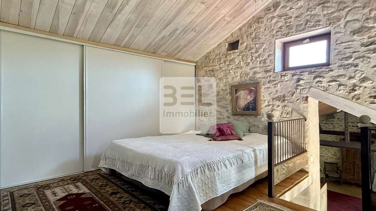 Maison à UZES