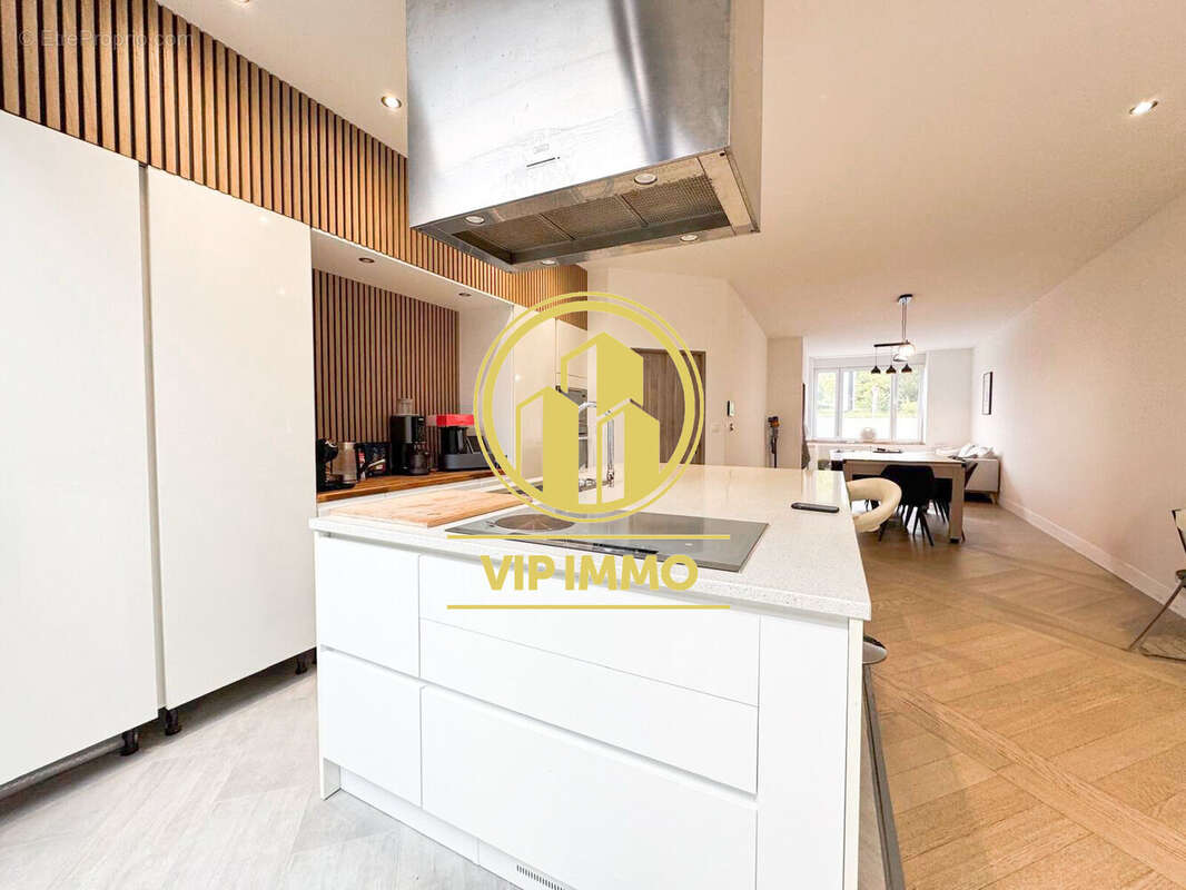 Maison à MARQUETTE-LEZ-LILLE