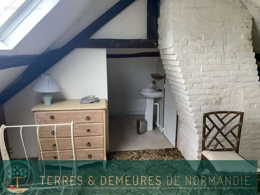 Maison à PONT-L'EVEQUE