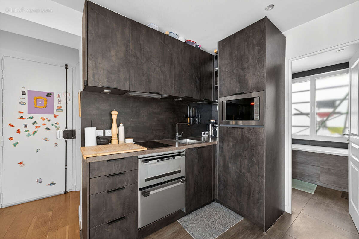 Appartement à PARIS-10E