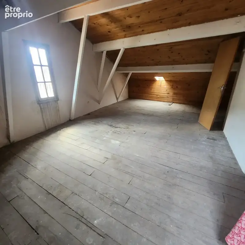 Appartement à rénover entièrement de 156m2 - ARLES SUR TECH - photo 14