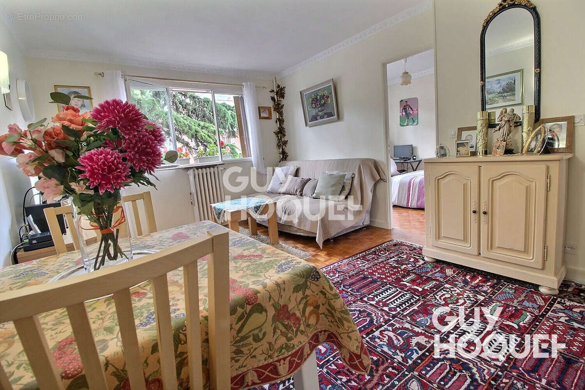 Appartement à CHAVILLE