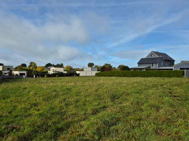 Terrain constructible de 1 100 m² à Lancieux - Emplacement rare sur la Côte d'Émeraude - photo 2
