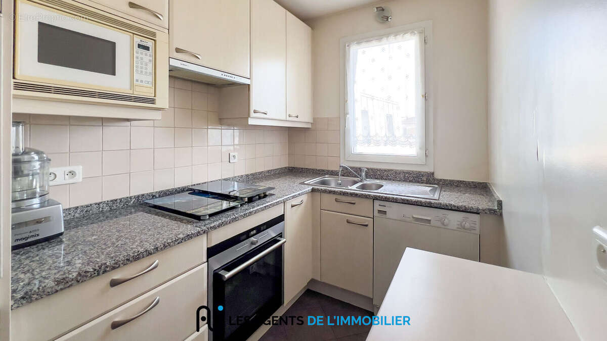 Appartement à NANTERRE