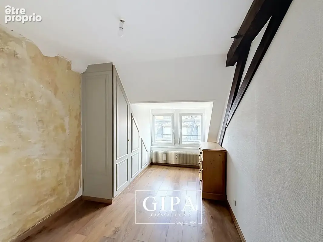 Le charme de l'ancien au sommet : duplex avec terrasse à l'Orangerie - photo 7