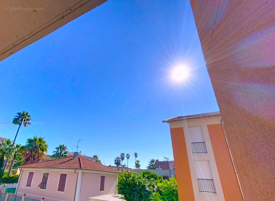 Appartement à ROQUEBRUNE-CAP-MARTIN