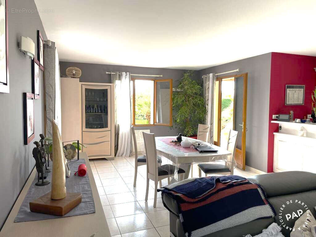 Maison à VERGOIGNAN