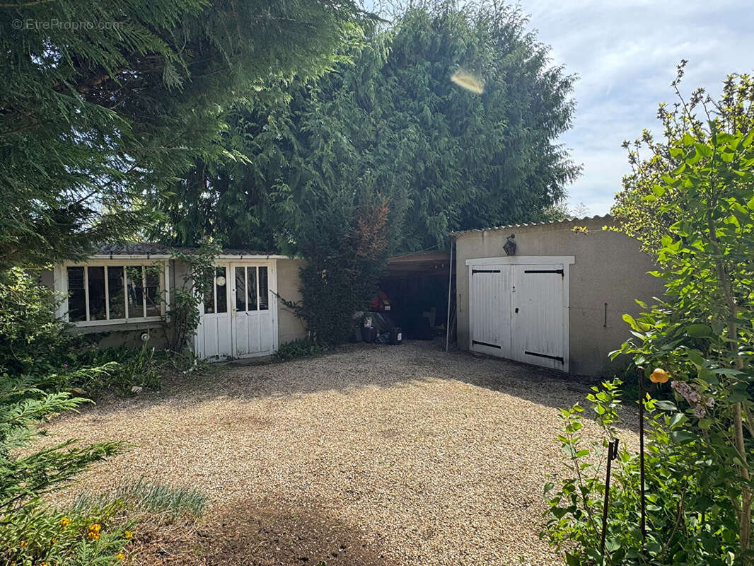 Maison à PLAISIR
