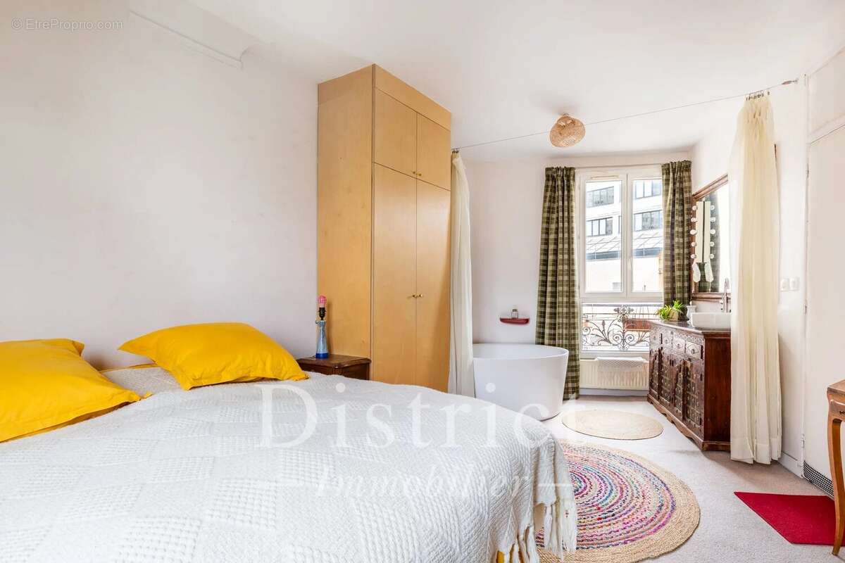 Appartement à PARIS-12E
