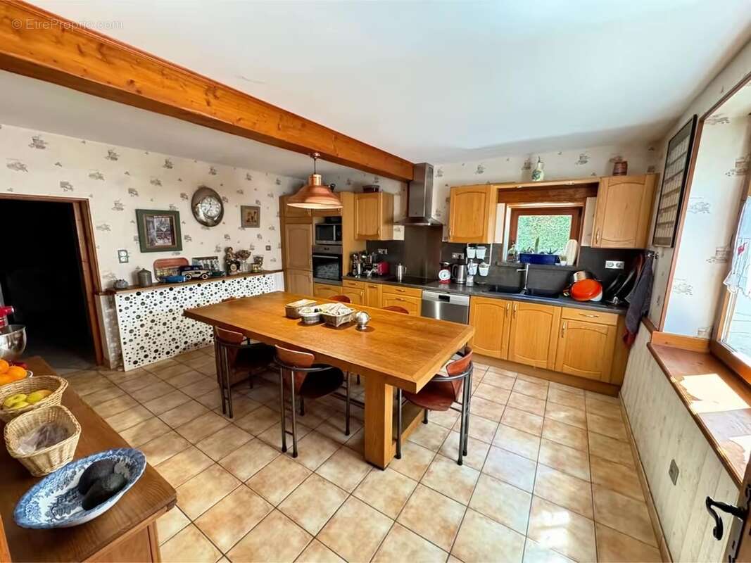 Maison de 150 m² avec 200 m² de dépendances  - photo 5
