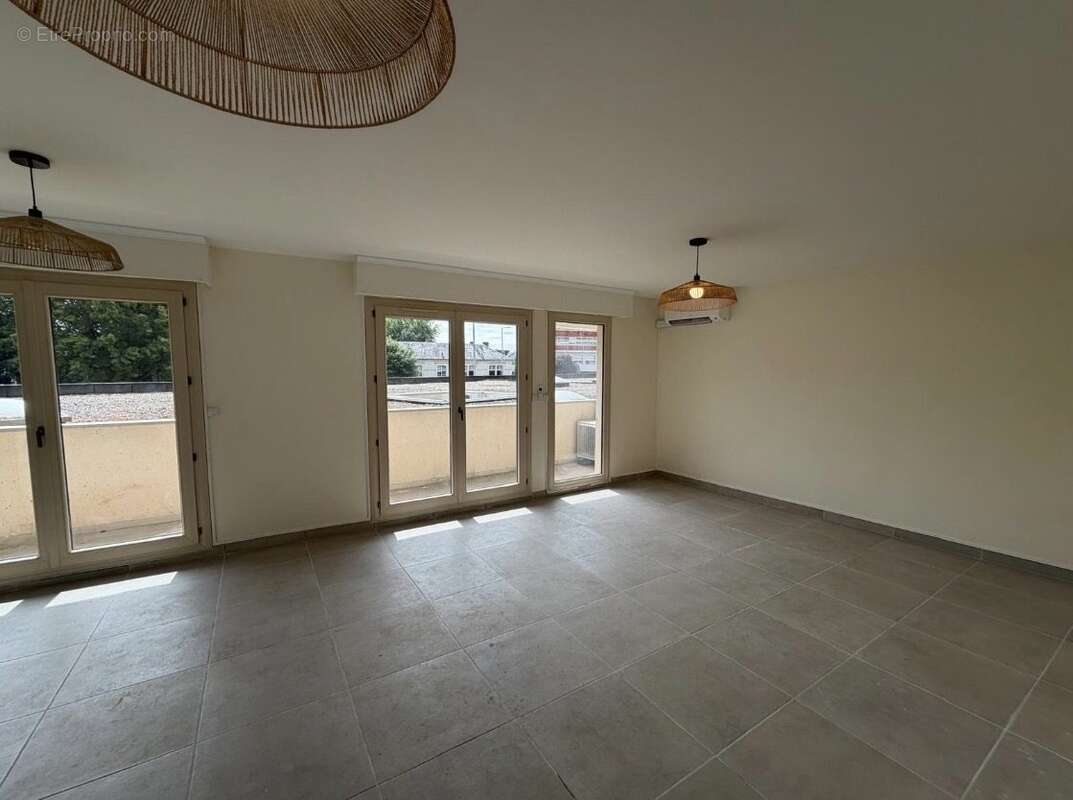 Appartement 112 m² à Bourges  - photo 2