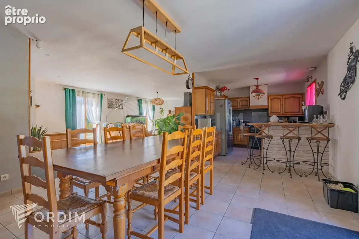 Maison TYPE 5 PARLY  89240 - PLAIN-PIED - séjour 75m²  lumineux - photo 6
