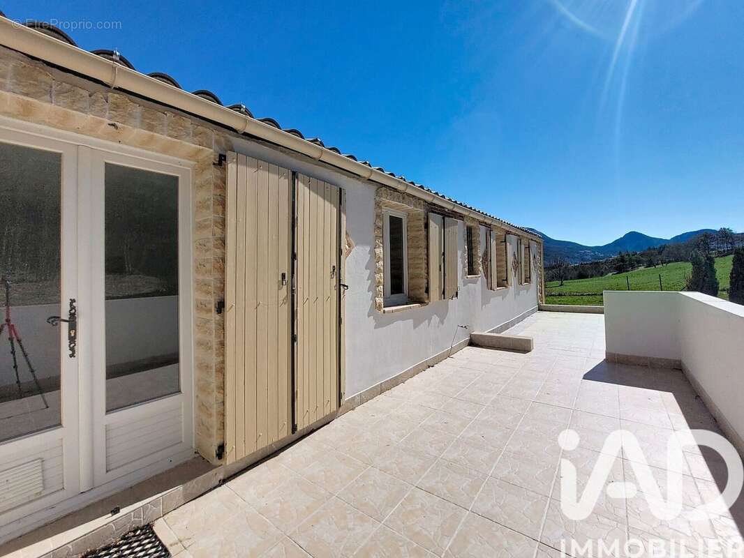 Maison 65 m² à Clumanc  - photo 2