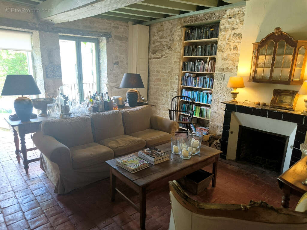 Maison à BEAULIEU