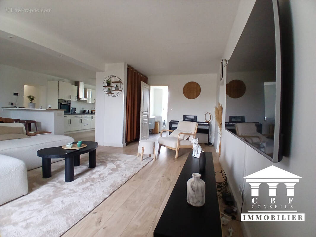 Appartement à ECUISSES