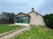 Maison à VILLAINES-LA-CARELLE