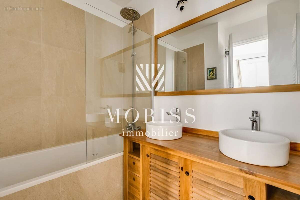 Appartement à PARIS-4E