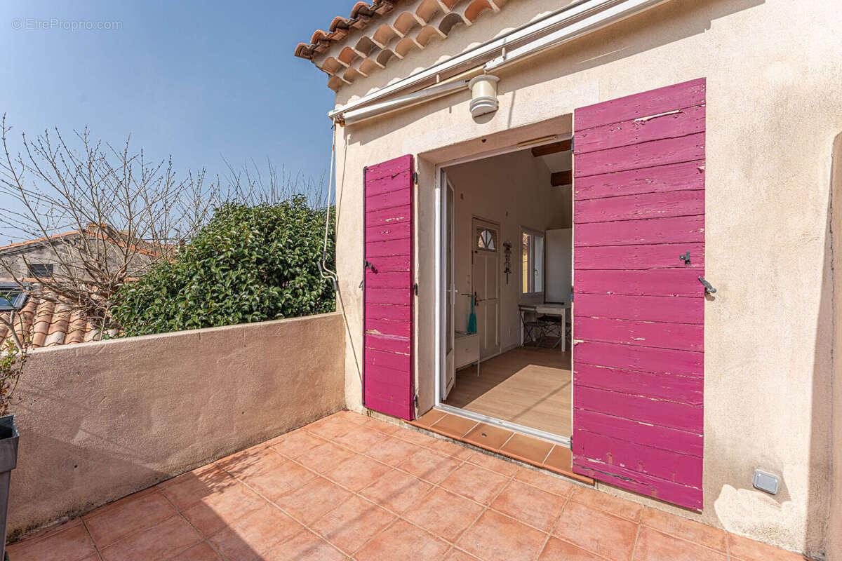 Appartement à SAUSSET-LES-PINS