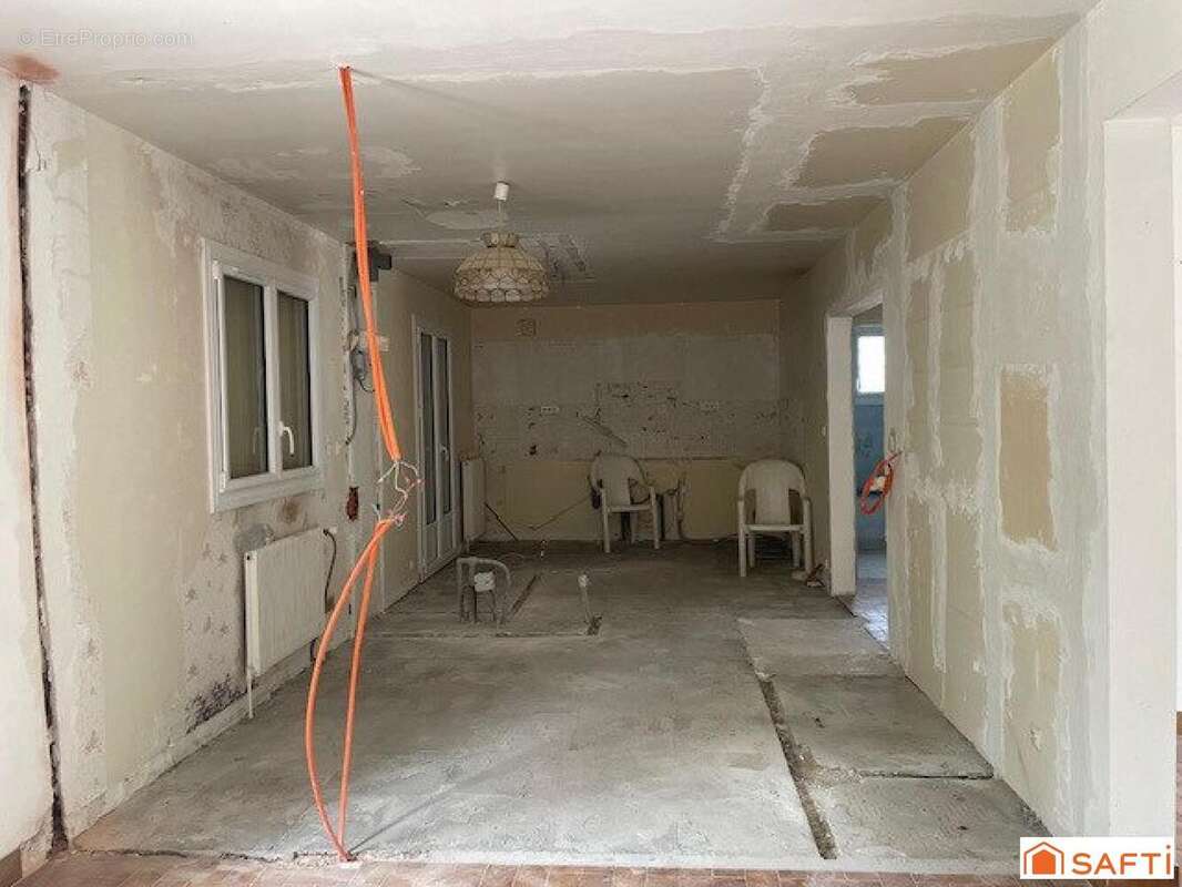Photo 4 - Maison à CERNY
