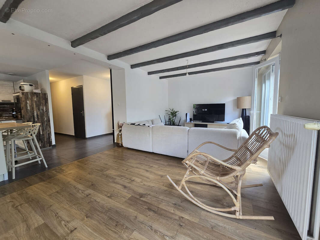 Houdemont (nancy sud) : spacieuse maison familiale t7 avec garage, jardin et spa - photo 2