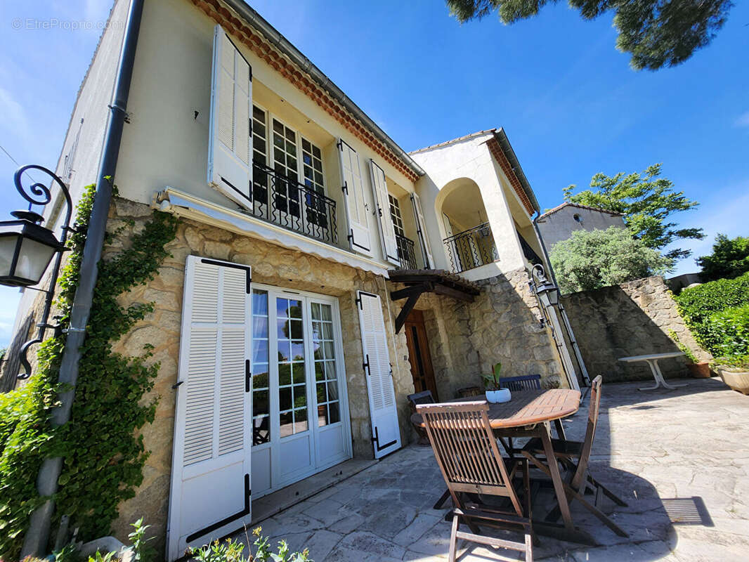 Maison 170m² à saint-saturnin-lès-avignon - photo 6