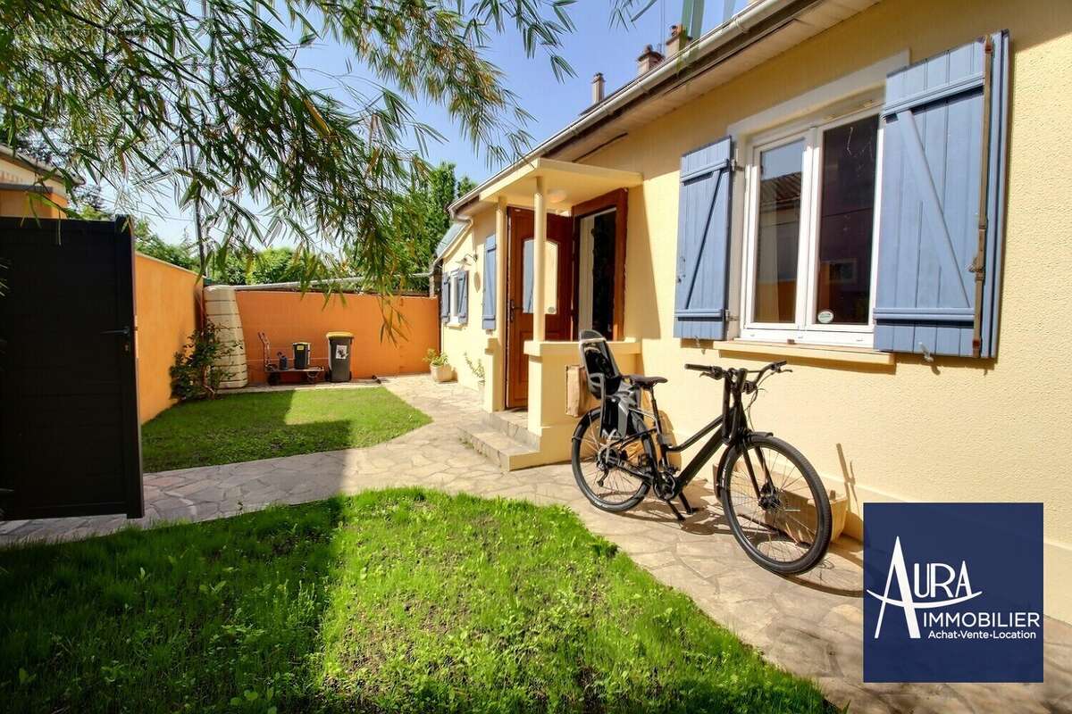 0_0002 - Maison à ROMAINVILLE