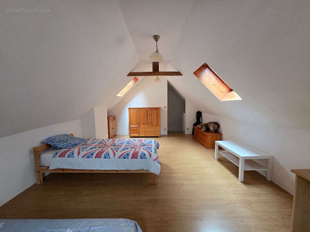 Maison à SAINT-QUENTIN