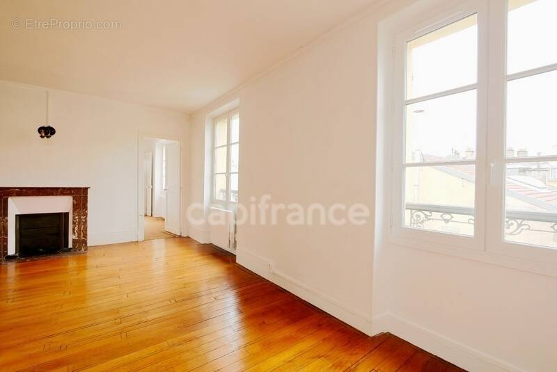 Appartement à VERSAILLES