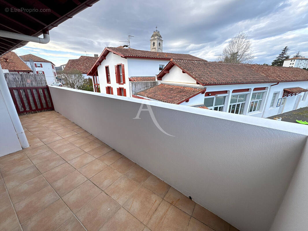Appartement à URRUGNE