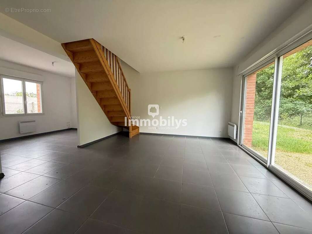 Maison à BEUVRY-LA-FORET